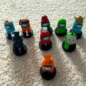 Nine 9 Among Us stamps figurines toys
